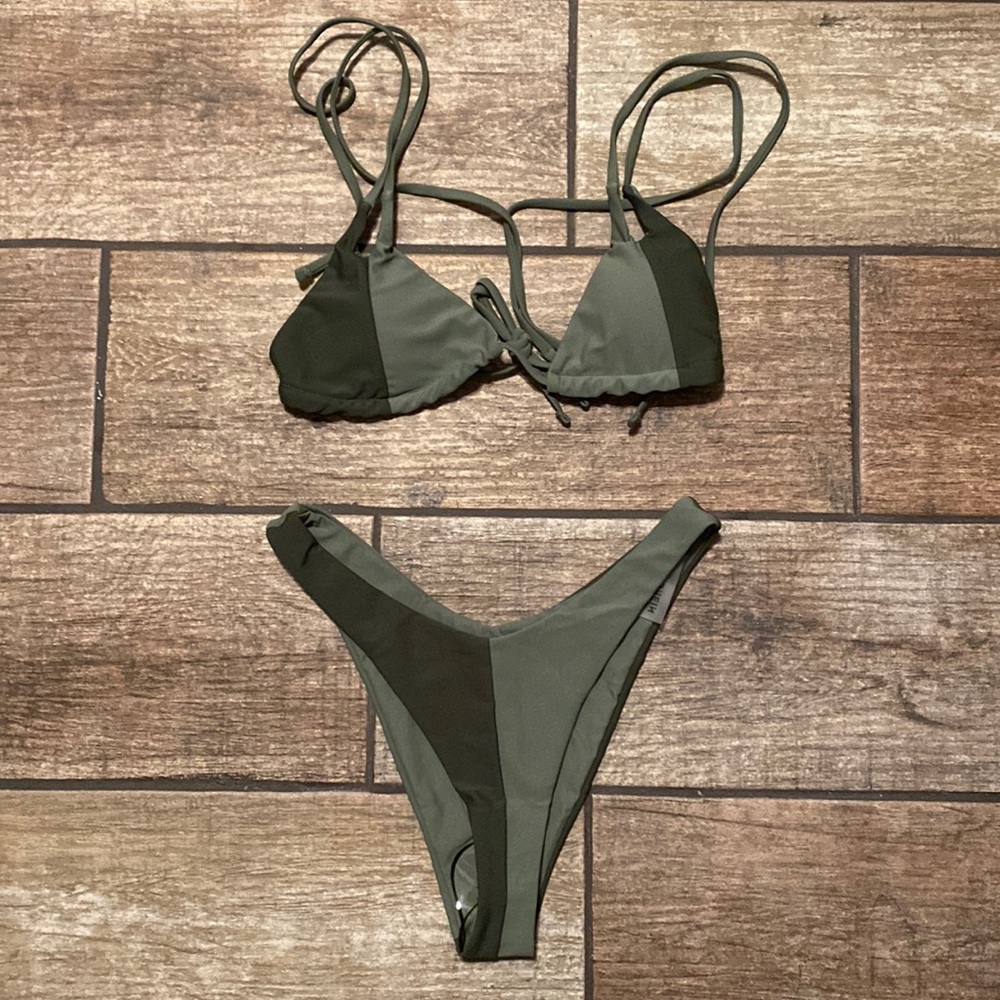 - SHEIN Bikini SZ: S